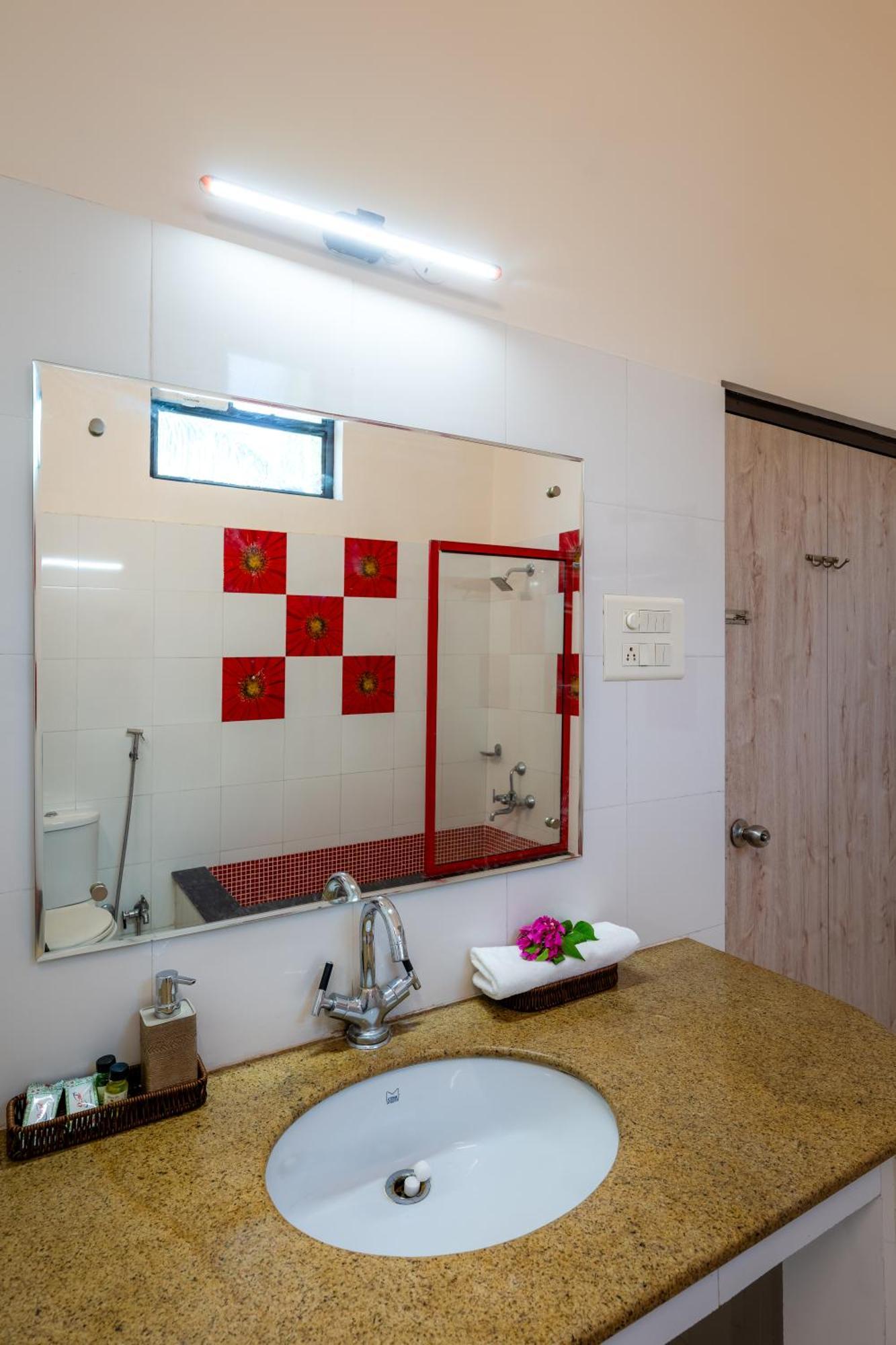 Nine Palms Villa Джайпур Екстериор снимка