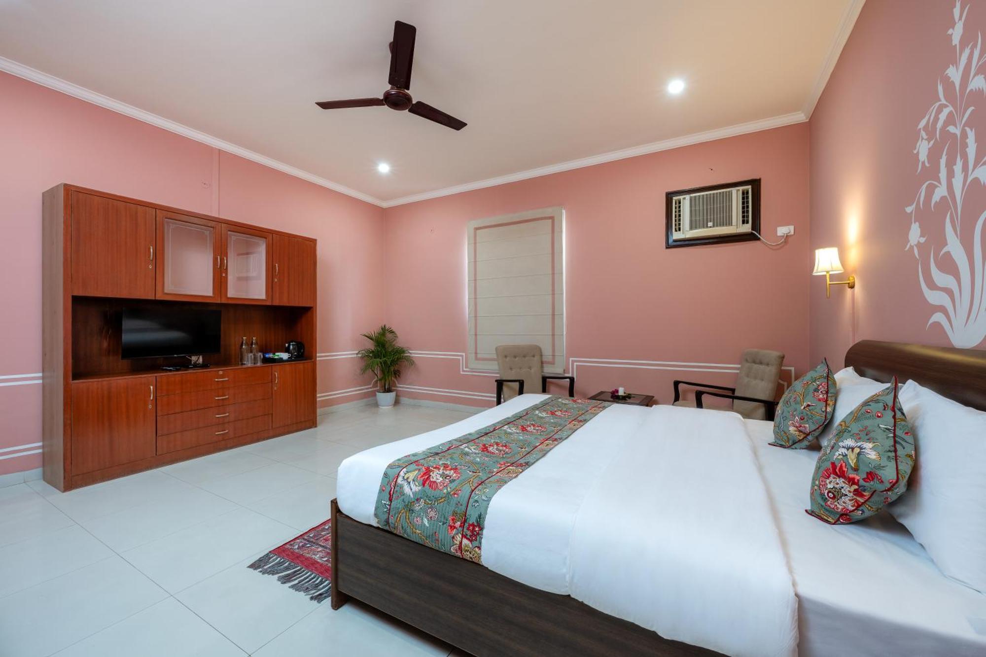 Nine Palms Villa Джайпур Екстериор снимка