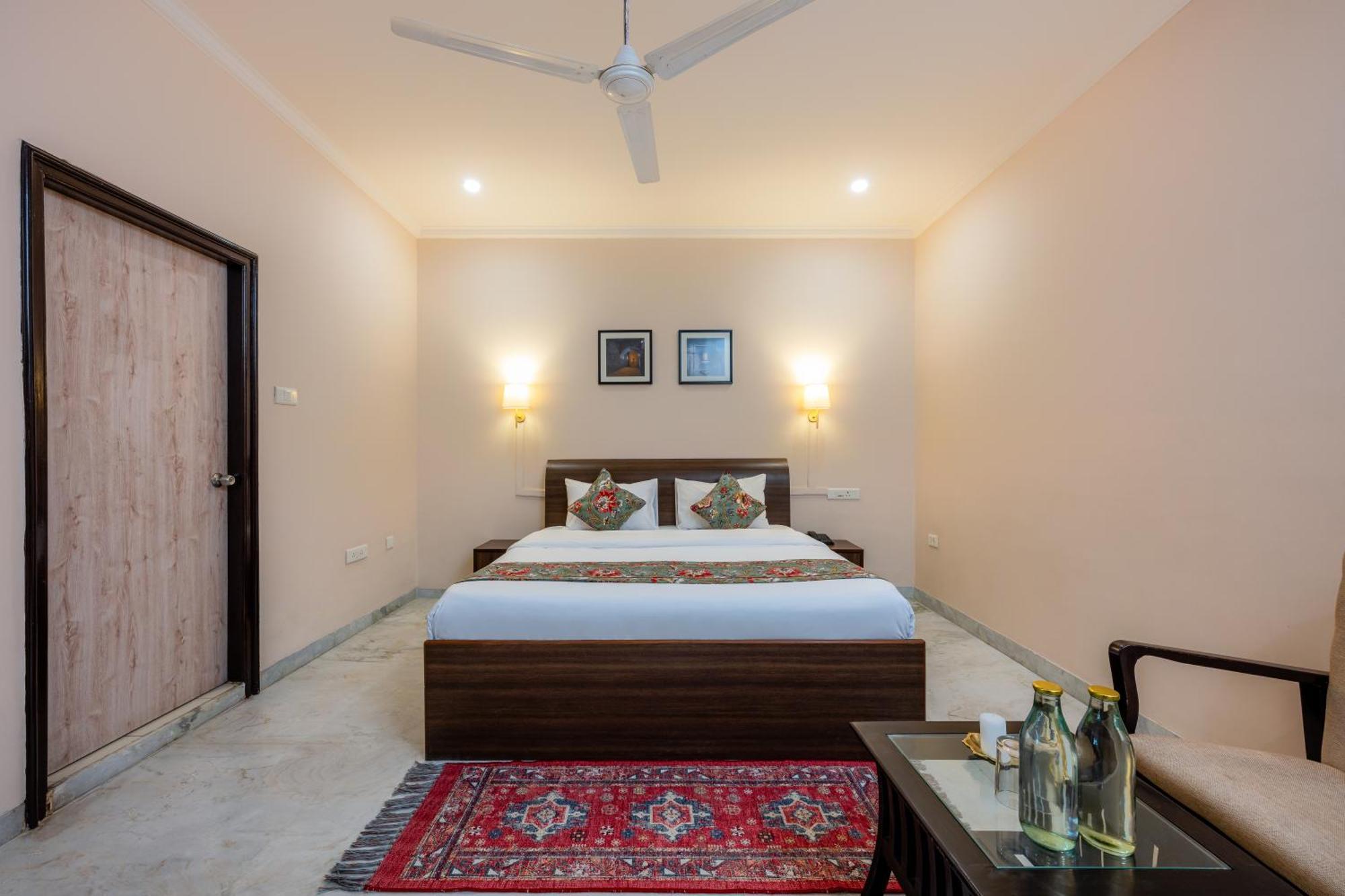 Nine Palms Villa Джайпур Екстериор снимка