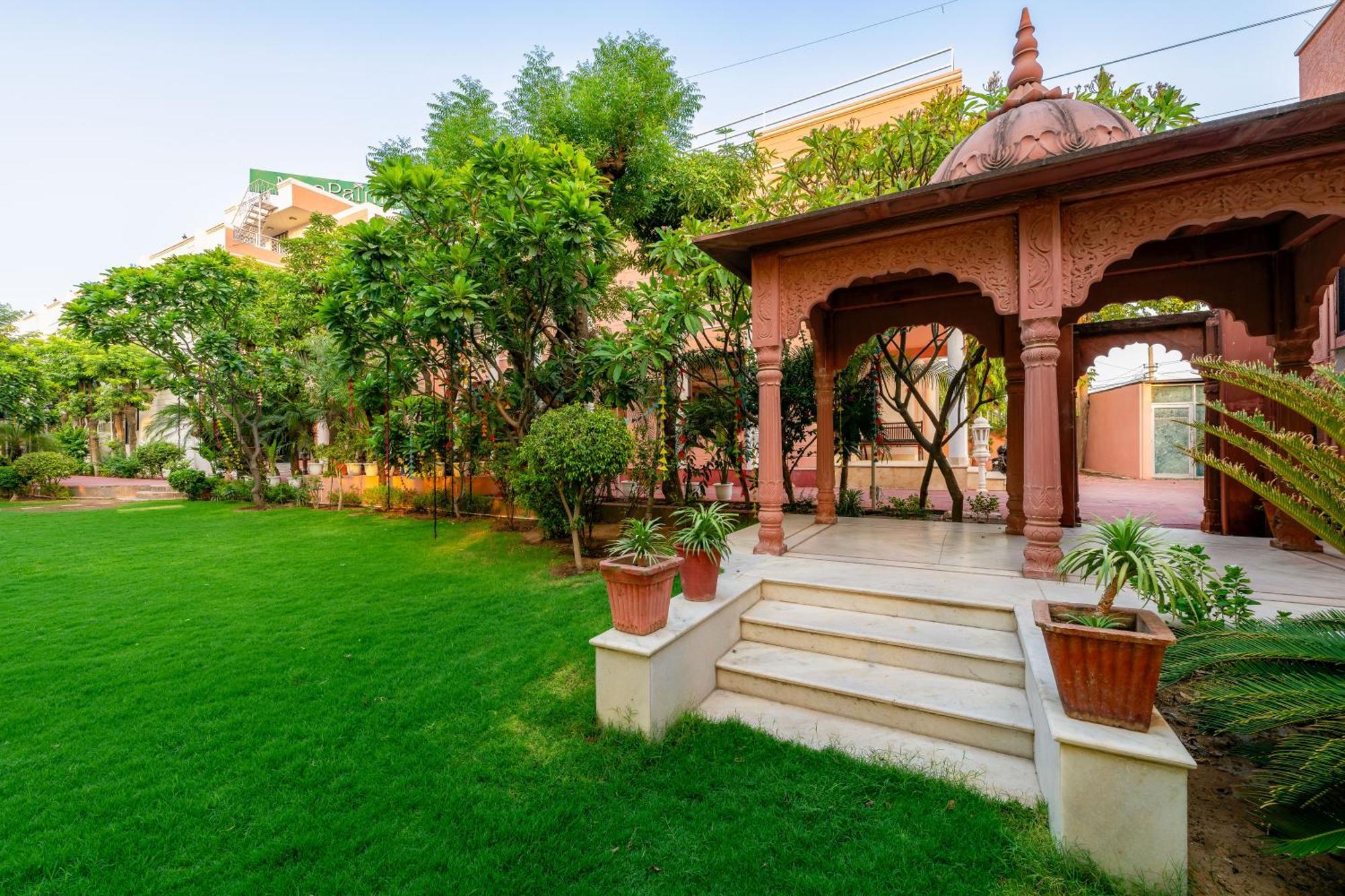 Nine Palms Villa Джайпур Екстериор снимка