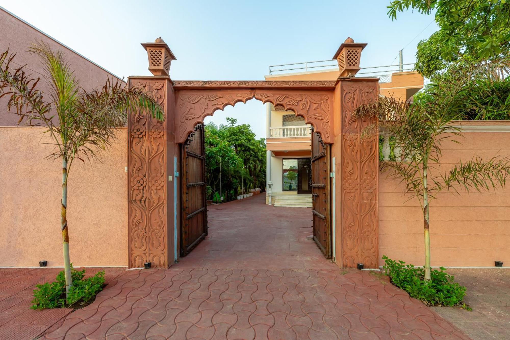 Nine Palms Villa Джайпур Екстериор снимка