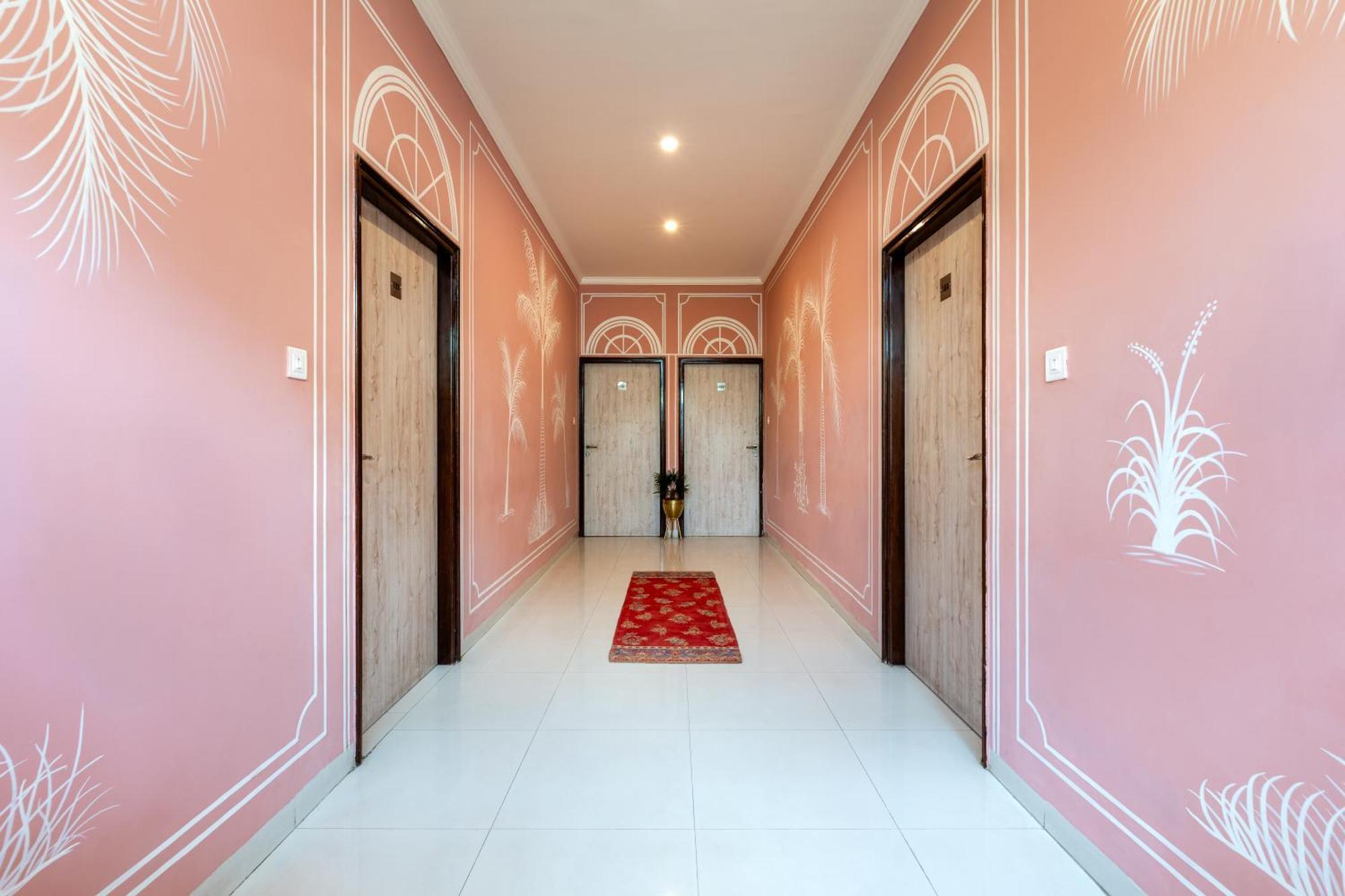 Nine Palms Villa Джайпур Екстериор снимка