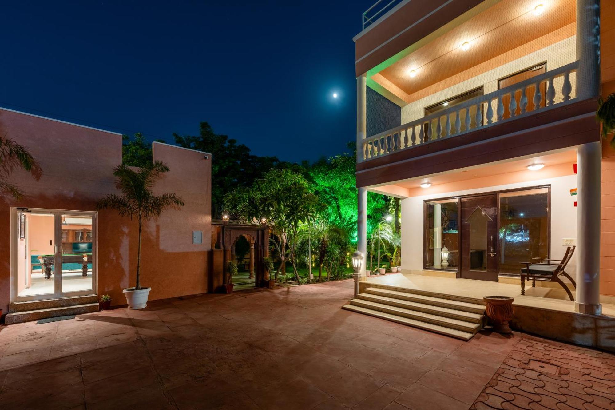 Nine Palms Villa Джайпур Екстериор снимка